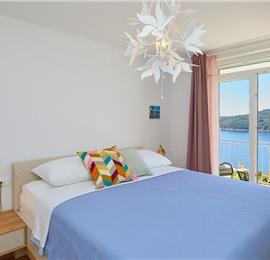 3 Bedroom Apartment with 2 Balconies near Dubrovnik Old Town, Sleeps 5-6